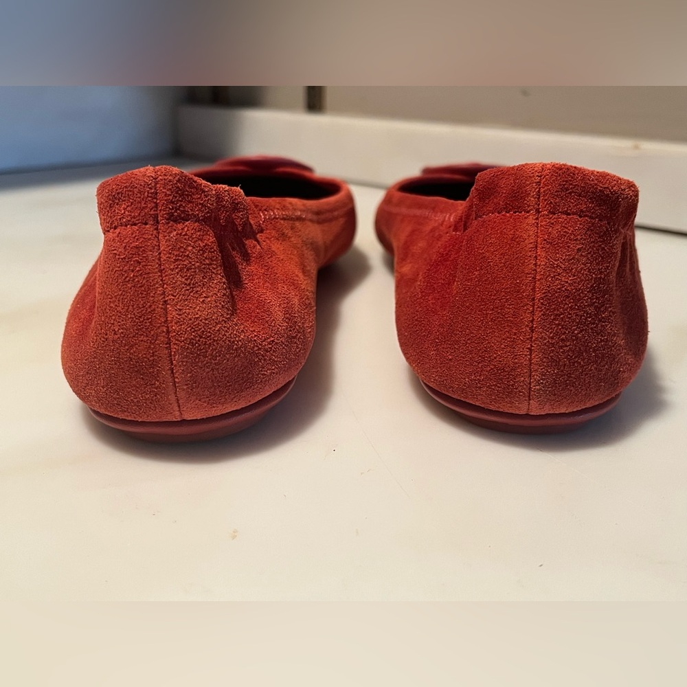 NWOT—TORY BURCH Women's Burnt Orange Suede Ballet Flats, Size 9 - Picture 3 of 10